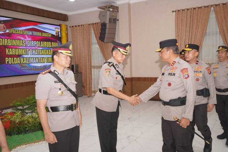 Polda Kaltim Gelar Rotasi Kepemimpinan: Tiga Pejabat Utama Emban Tugas Baru