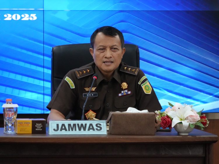 Rapat Tindak Lanjut Antara  Jaksa Agung Muda Bidang Pengawasan  dan Komisi Kejaksaan RI