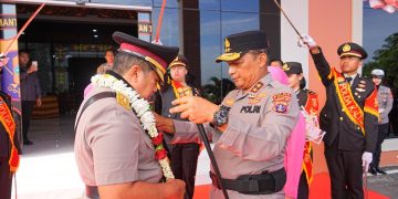 Kapolda Kaltim Pimpin Upacara Pelepasan Purna Wira Bakti Brigjen Pol (PURN) Y. Ruhiyat Hidayat