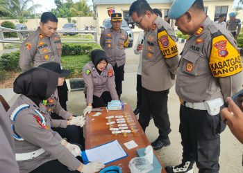 PJU Polres Berau Jalani Tes Urine, Pastikan Bebas Narkoba