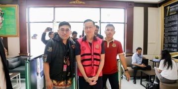 Penyerahan Tersangka dan Barang Bukti (Tahap II) dalam Perkara Impor Gula