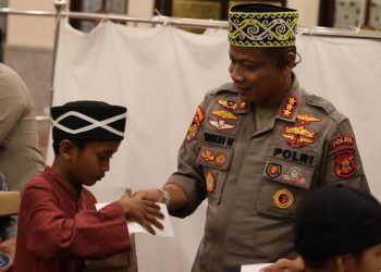 Bidpropam Polda Kaltim Gelar Doa Bersama dan Santunan Anak Yatim di Masjid Al-Ikhlas