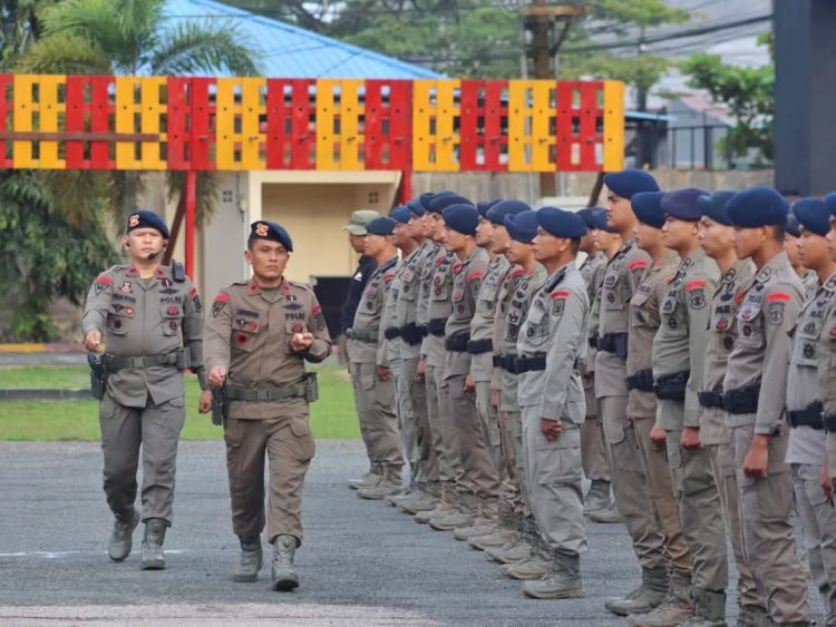 Pastikan Kesiapan Personel dalam Profesionalisme Bertugas, Danyon B Pelopor Pimpin Pembukaan Latihan Peningkatan Keterampilan PHH Sat Brimob Polda Kaltim TA 2025