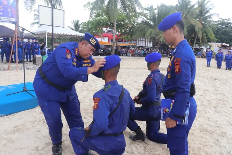 Dir Polairud Polda Kaltim Pimpin Upacara Penutupan Pembaretan