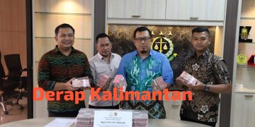 KEJATI KALTIM MENYITA UANG Rp. 2.510.147.000,- SEBAGAI PENGEMBALIAN KERUGIAN KEUANGAN NEGARA