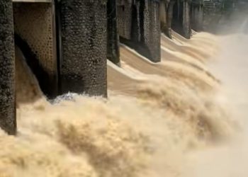 Banjir Besar Jabodetabek: Kerugian Capai Puluhan Triliun, Bendungan Ciawi Disorot