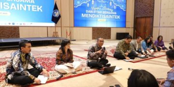 Mendiktisaintek Brian Yuliarto Ngopi Bareng dan Iftar Bersama Jurnalis
