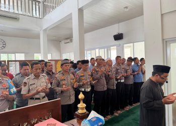Salat Gaib di Polres Berau, Doa untuk Anggota Polri yang Gugur Saat Bertugas
