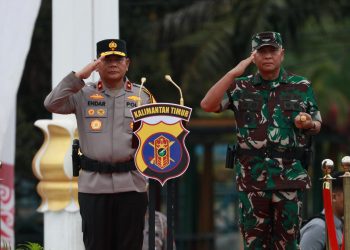 Kapolda Kaltim Pimpin Apel Gelar Pasukan Operasi Ketupat Mahakam 2025 di Balikpapan