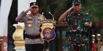 Kapolda Kaltim Pimpin Apel Gelar Pasukan Operasi Ketupat Mahakam 2025 di Balikpapan
