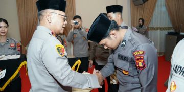 Polda Kaltim Gelar Peringatan Nuzulul Qur’an dan Buka Puasa Bersama, Santuni Anak Yatim dan Beri Penghargaan bagi Anggota Berprestasi