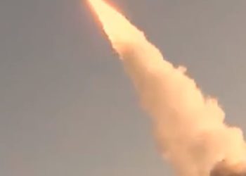 PROF SUTAN NASOMAL PAKAR HUKUM INTERNASIONAL: YAMAN SEPERTI HARIMAU TIMTENG MENGGEMPUR ISRAEL MENOLONG PALESTINA. PRESIDEN RI HARAPAN RAKYAT PALESTINA