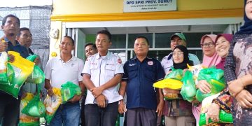 Ketua DPD SPRI SUMUT Burju Simatupang ST.SH Bersama Media Pendamping News & Metropos 24 Bakti Sosial Menyambut Hari Raya Idul Fitri 1446 H