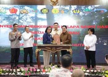 Penyerahan Kawasan Hutan Hasil Penguasaan Kembali oleh Jaksa Agung  Kepada Menteri Keuangan dan Menteri BUMN  Untuk Dikelola PT Agrinas Palma Nusantara (Persero)
