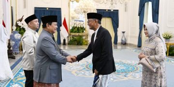 Menyambung Silaturahmi Idulfitri 1446H, Menteri PU dan Keluarga Hadiri Open House Presiden Prabowo