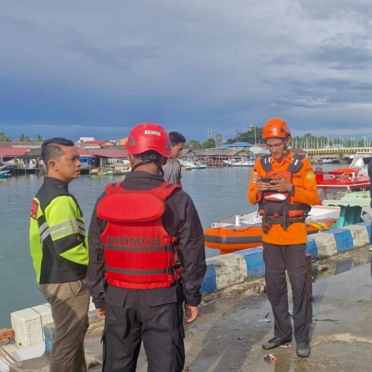 Pencarian Pria Hilang di Perairan Balikpapan, Tim Brimob Turun Tangan