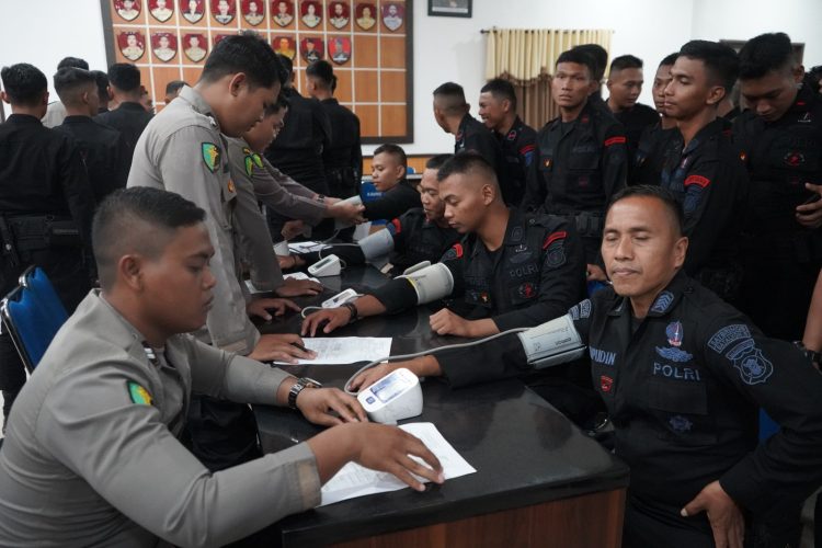 Siap Amankan Pemilihan Suara Ulang, Ratusan Personel Polda Kaltim Cek Kesehatan