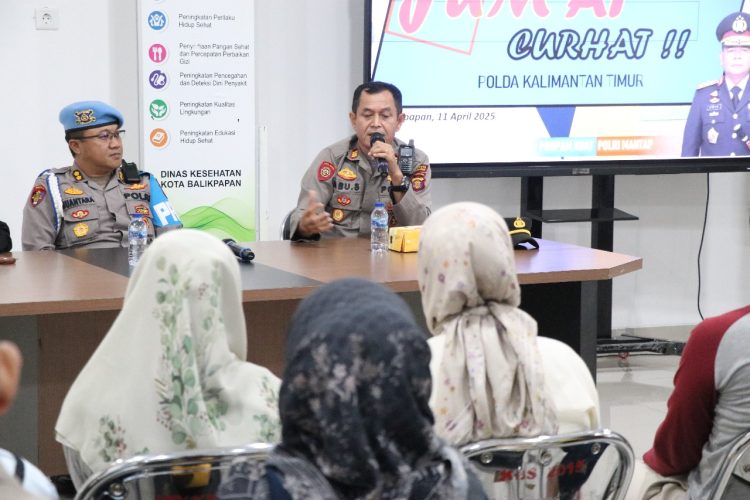 Melalui DIalog ‘Jumat Curhat’, Polda Kaltim Ajak Masyarakat Untuk Berperan Secara Aktif Awasi Kinerja Polri