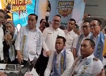 GRATISPOL DILUNCURKAN: Langkah Besar Pemprov Kaltim Menuju Generasi Emas dan Daerah Sejahtera
