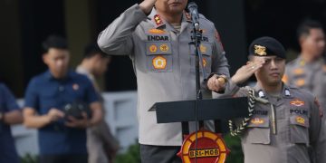 Kapolda Kaltim Pimpin Apel Pagi dan Sampaikan Arahan kepada Personel Satbrimob, Tekankan Profesionalisme dan Etika Kemanusiaan