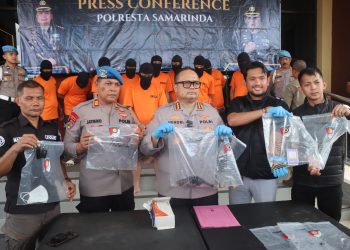 Polresta Samarinda Berhasil Tangkap 10 Orang Tersangka Tentang Kasus Pembunuhan Berencana