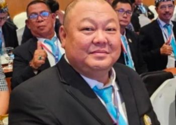 Di Tengah Badai, PT PASN Hadir: Keteladanan Sosial Ahong Bantu Korban Banjir di Berau