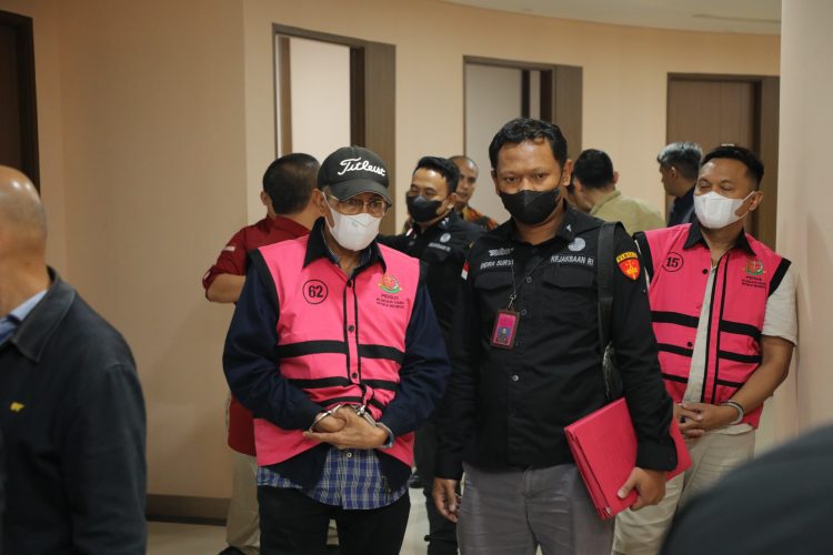 Penetapan dan Penahanan 3 Orang Tersangka Perkara Korupsi Pemberian Kredit PT Sritex