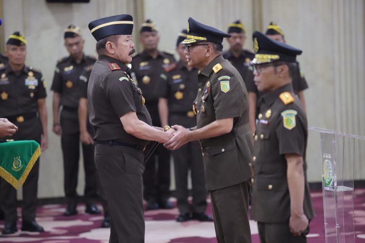 Pelantikan SesJAM-Bin dan Kajati Jawa Tengah, Jaksa Agung Tekankan Integritas dan Profesionalisme sebagai Pilar Utama