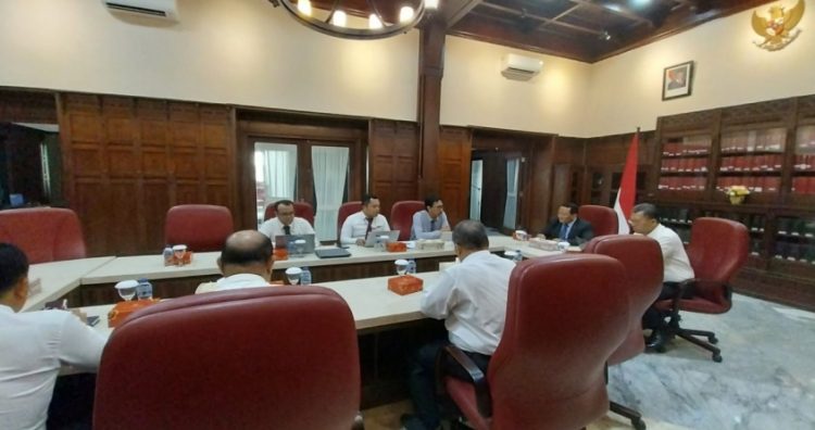 Meneliti Keterbukaan Informasi dan Perlindungan Data Pribadi, Tim Pustrajak MA RI Kunjungi Pengadilan Tinggi Surabaya