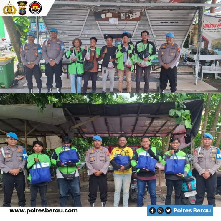 Idul Adha Penuh Berkah, Si Propam Polres Berau Bagikan Sembako dan Daging Kurban untuk Driver Ojol