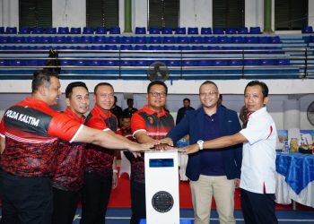 Sambut HUT Bhayangkara ke-79, Polda Kaltim Gelar Turnamen Voli Putra