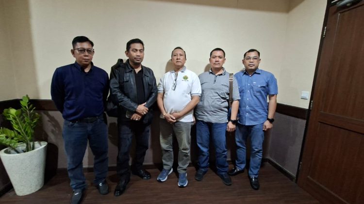 Tim SIRI Kejaksaan Agung  Berhasil Amankan DPO Edwin Djoenaedy  Asal Jawa Timur