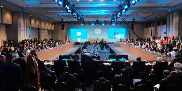 Menlu Desak OKI Tegas Dalam Isu Palestina dan Reformasi Multilateral