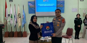Perangi Narkoba, Bidhumas Polda Kaltim Gelar Sosialisasi Bahaya Narkoba di Kampus Poltek Borneo Medistra Balikpapan