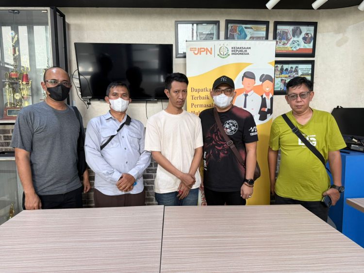 Tim SIRI Kejaksaan Agung  Berhasil Amankan DPO Perkara Cukai  Ya’qub bin H. Lutfi