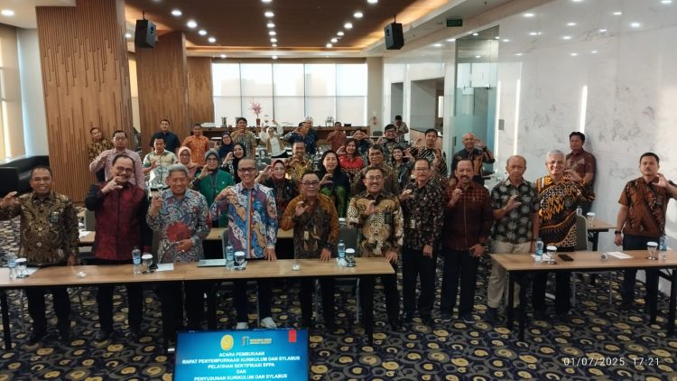 Pimpinan MA dan Pakar Hukum Berkumpul Susun Kurikulum Pelatihan KUHP Baru