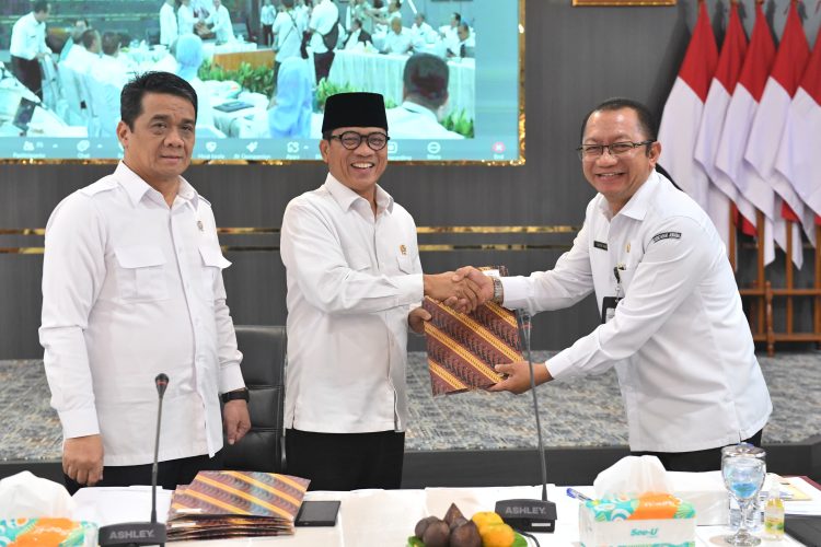 Tutup Raker, Ini Pesan Mendes dan Wamendes
