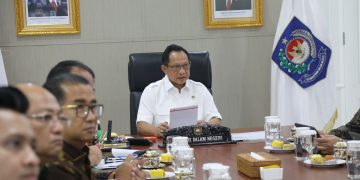 Percepat Program MBG, Mendagri Minta Pemda Bentuk Satgas dan Koordinasi dengan BGN