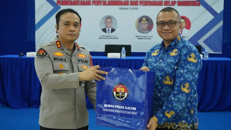 Kunjungi Poltekba, Bidhumas Polda Kaltim Gelar Sosialisasi Cegah Penyalahgunaan Narkoba di Kalangan Mahasiswa
