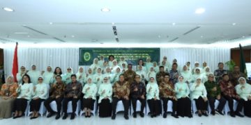DHARMAYUKTI KARINI MAHKAMAH AGUNG RI SELENGGARAKAN PROGRAM BANTUAN DANA BEASISWA
