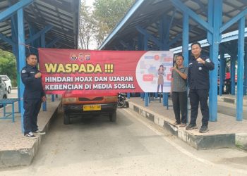 Polda Kaltim Gencarkan Kampanye Kamtibmas di Wilayah Balikpapan Utara Lewat Pemasangan Spanduk dan Stiker Edukatif