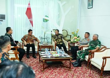Kapolda Kaltim Hadiri Penjemputan Menteri Perdagangan RI Sekaligus Launching Export Center di Balikpapan
