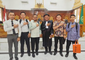 Sidang Korupsi Rp 1,8 Miliar: JPU Tuntut 2 Tahun Penjara, Terdakwa Minta Bebas Total