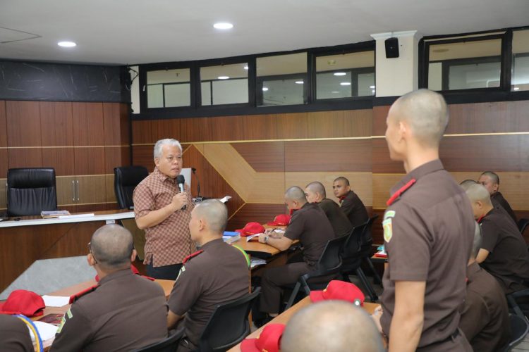 Kajati Sumut Harli Siregar Bekali Calon Jaksa dengan Ilmu Komunikasi Publik