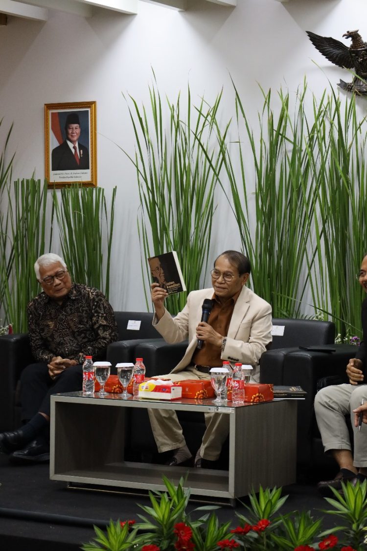 Buku “Jalan Keadilan Sumitro Djojohadikusumo” Beri Perspektif Baru Dalam Pembangunan Indonesia