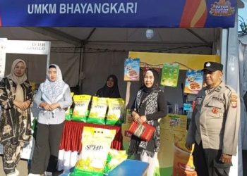 Warga Apresiasi Kehadiran UMKM Polresta Balikpapan dalam Penyaluran Beras SPHP