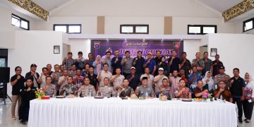 Polda Kaltim Gelar Jumat Curhat, Sarana Bertukar Informasi dan Jalinan Silaturahmi Bersama Warga Balikpapan Selatan 