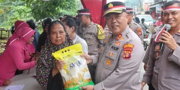 Kolaborasi Lintas Sektor Guna Membantu Masyarakat, Polresta Samarinda bersama Bulog Distribusikan Beras Murah