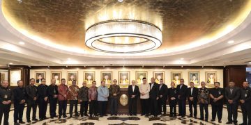 KETUA MA TERIMA AUDIENSI WALI NANGGROE ACEH BAHAS PENGUATAN MAHKAMAH SYAR’IYAH