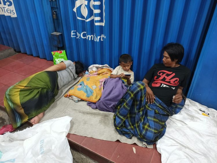 Prof Dr Sutan Nasomal SH MH Pakar Hukum Internasional, Ekonom Mengklaim Dibalik HUT RI 80 Rakyat Menderita Miskin Melarat Ironis Dimana Presiden Hadir!!! 